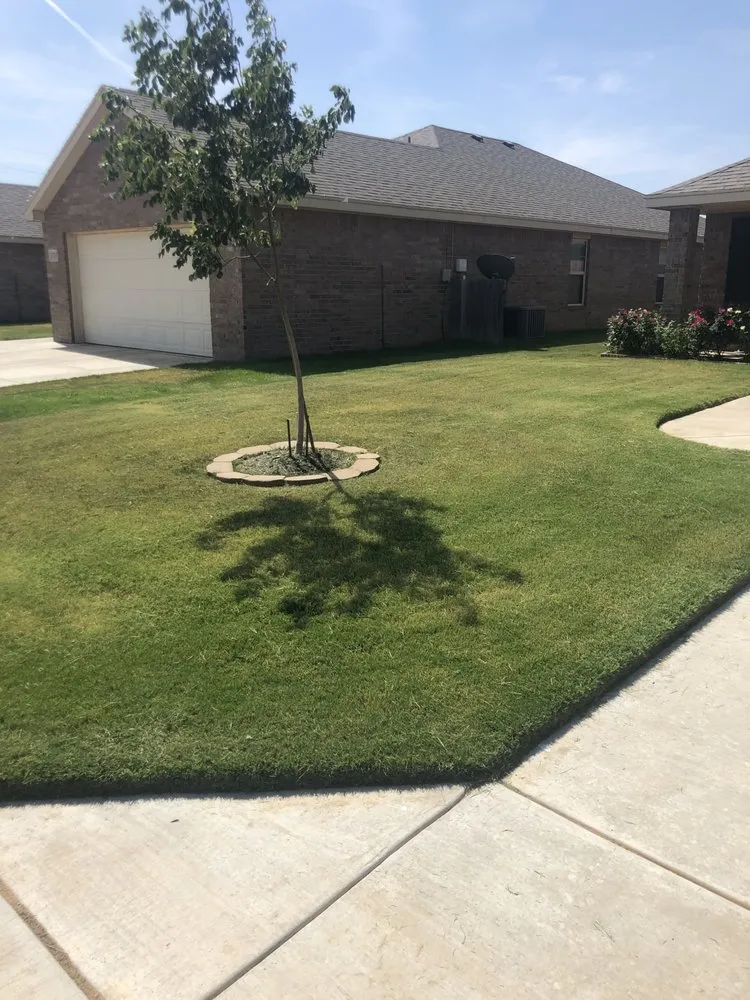 Professional garden landscaping in Lubbock, TX - Flatland Lawn Services