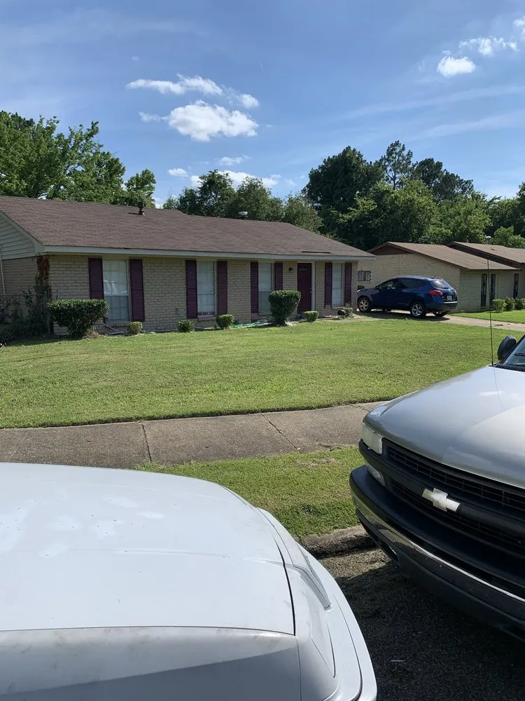 Professional yard cleanup service near you across Montgomery, AL - Flatwood Lawn