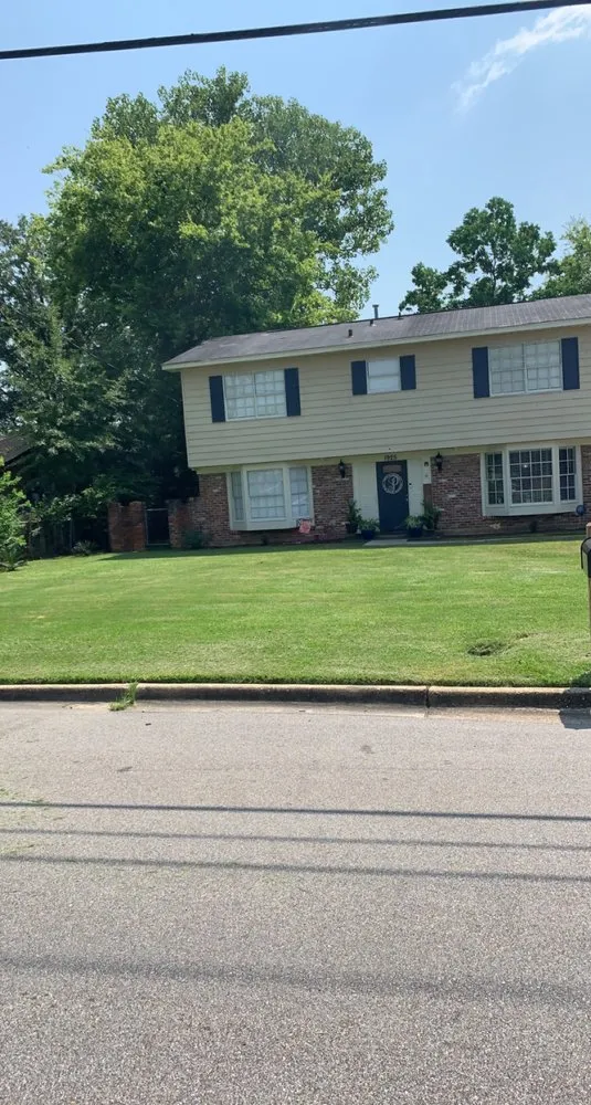 Reliable outdoor landscaping near you across Montgomery, AL - Flatwood Lawn