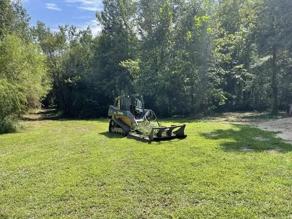 Expert lawn mowing service in Piedmont, SC by Flavell's Land Management