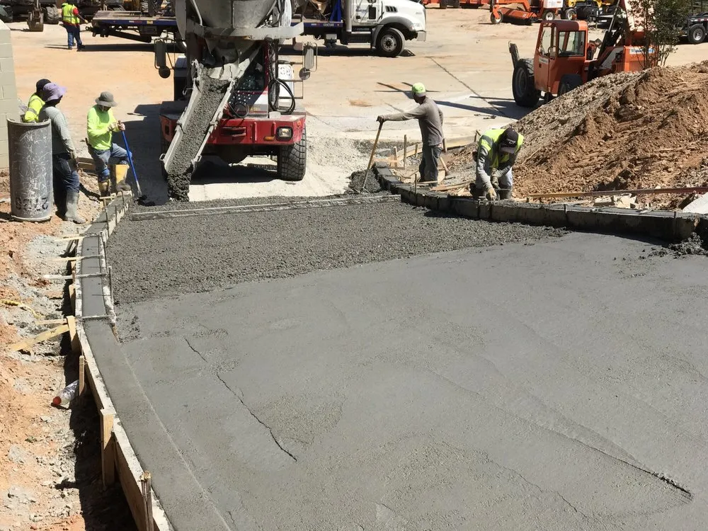 Top-rated yard maintenance for residential properties in Loganville, GA by Flaveney Enterprises