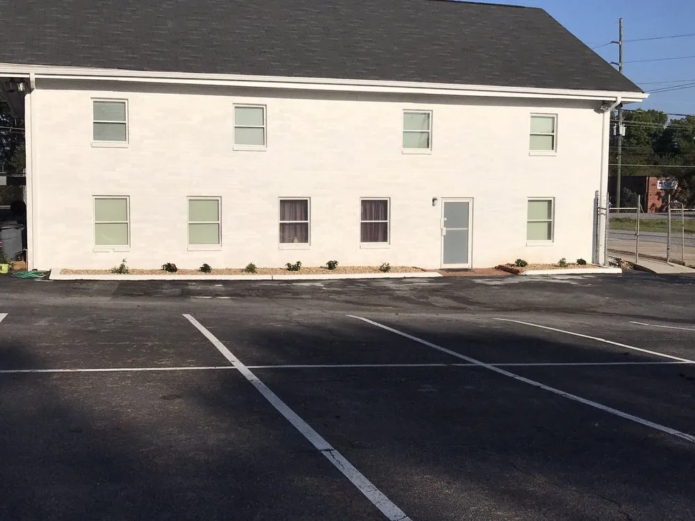 Professional garden landscaping in Loganville, GA by Flaveney Enterprises