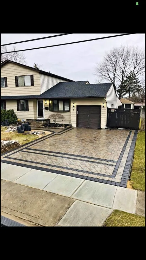 Custom lawn mowing service in Bristol, PA by Flavio Landscaping