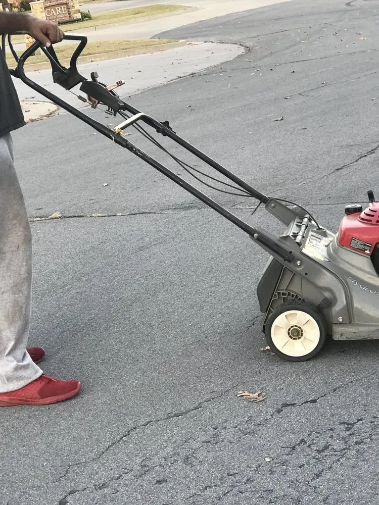 Reliable lawn care service experts serving Tulsa, OK - Flavor Dept