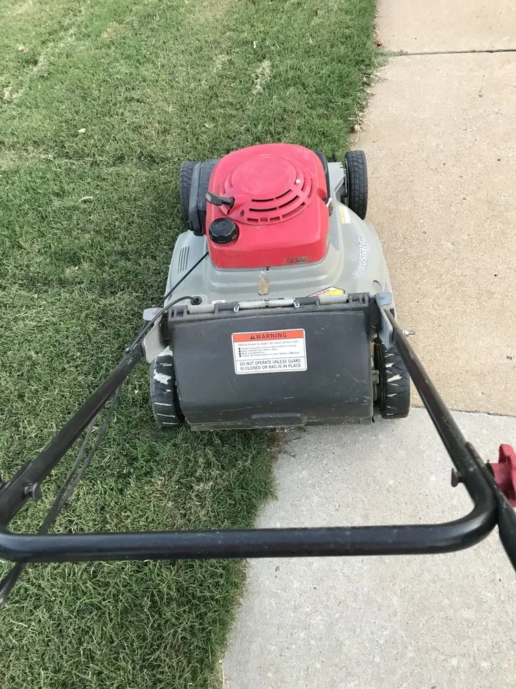 Trusted yard cleanup service for beautiful yards in Tulsa, OK by Flavor Dept