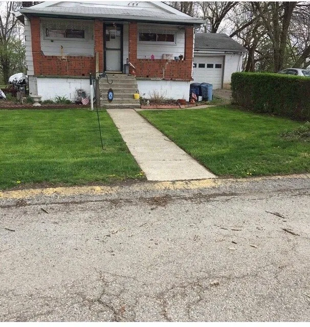 Custom lawn mowing service in North Versailles, PA - Flawless Landscaping