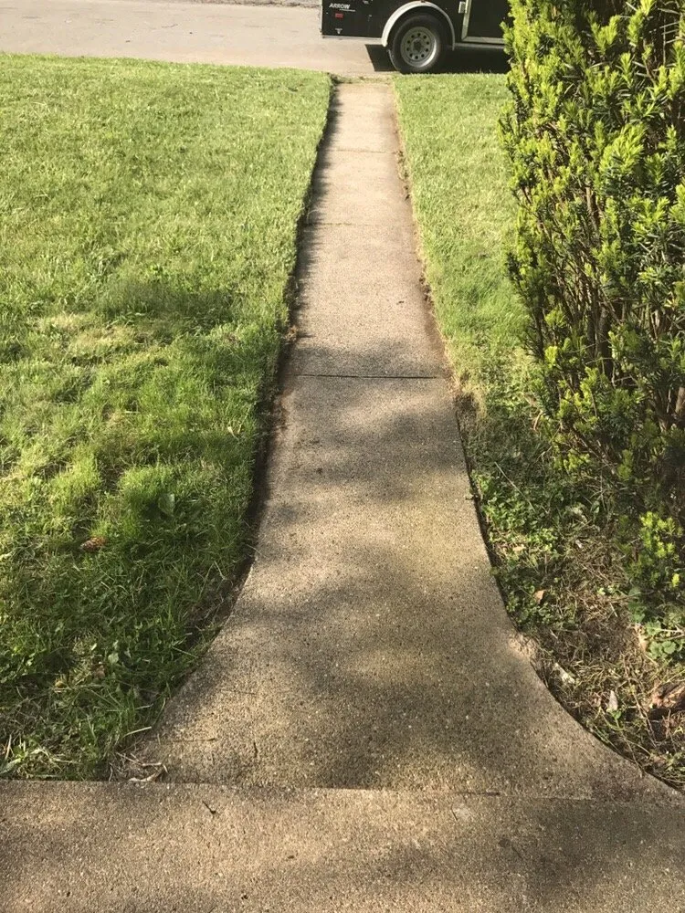 Top-rated outdoor landscaping experts serving North Versailles, PA - Flawless Landscaping