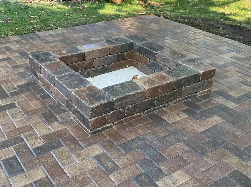 Affordable outdoor landscaping for beautiful yards across Ottawa, IL - Flawless Landscaping