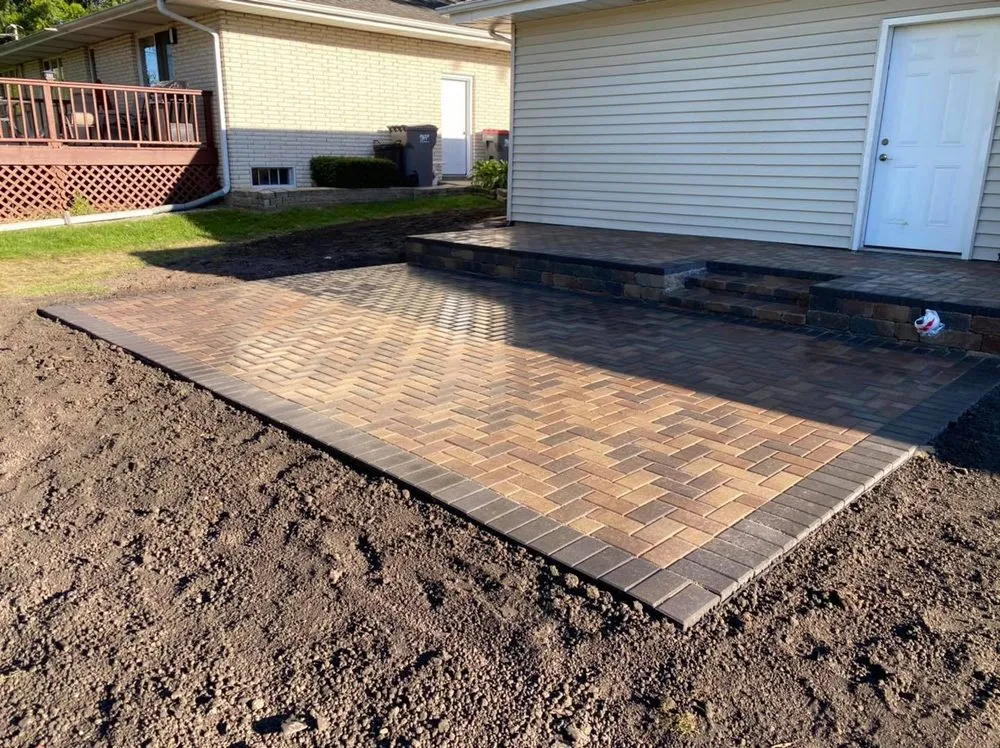 Custom landscape installation in Ottawa, IL - Flawless Landscaping