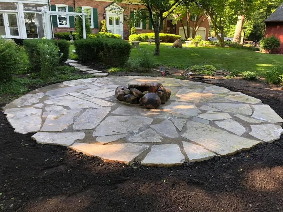 Expert lawn mowing service for beautiful yards across Ottawa, IL - Flawless Landscaping