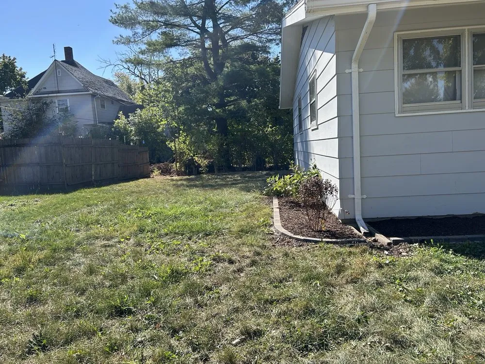 Affordable garden landscaping in Rantoul, IL by Flawless Landscaping