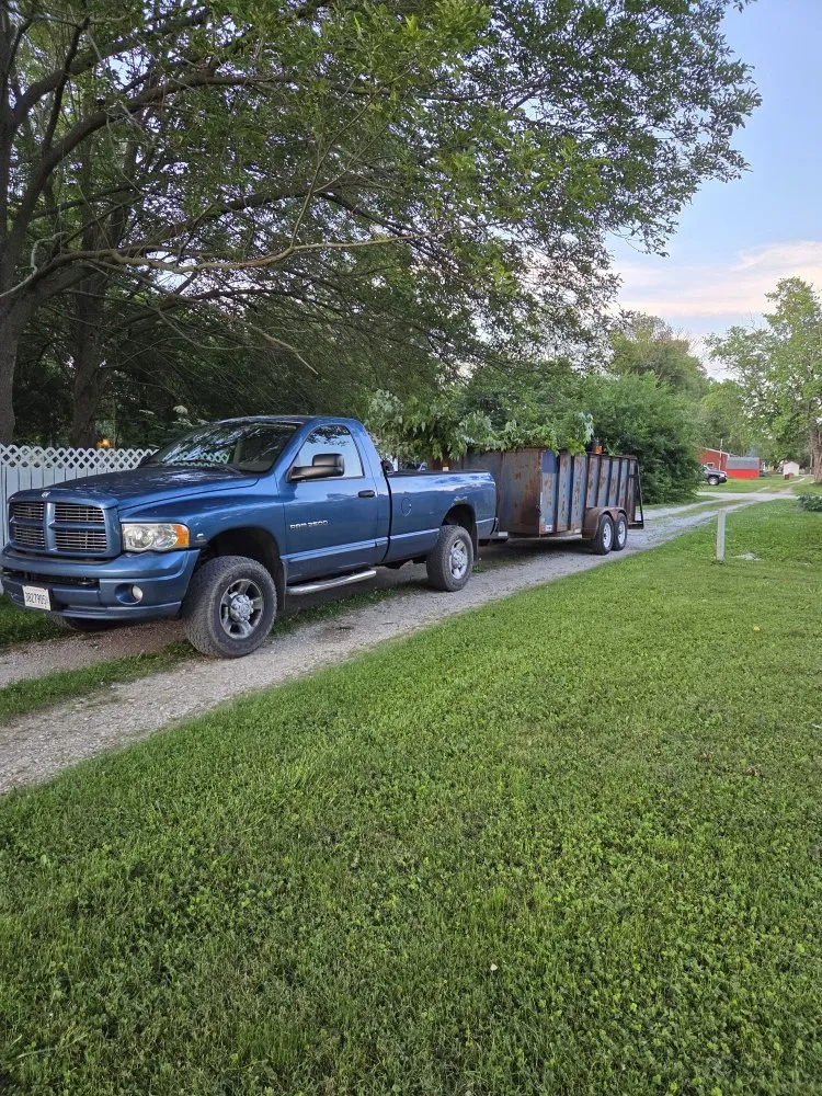 Reliable yard cleanup service in Effingham, IL by Flawless Property Solutions