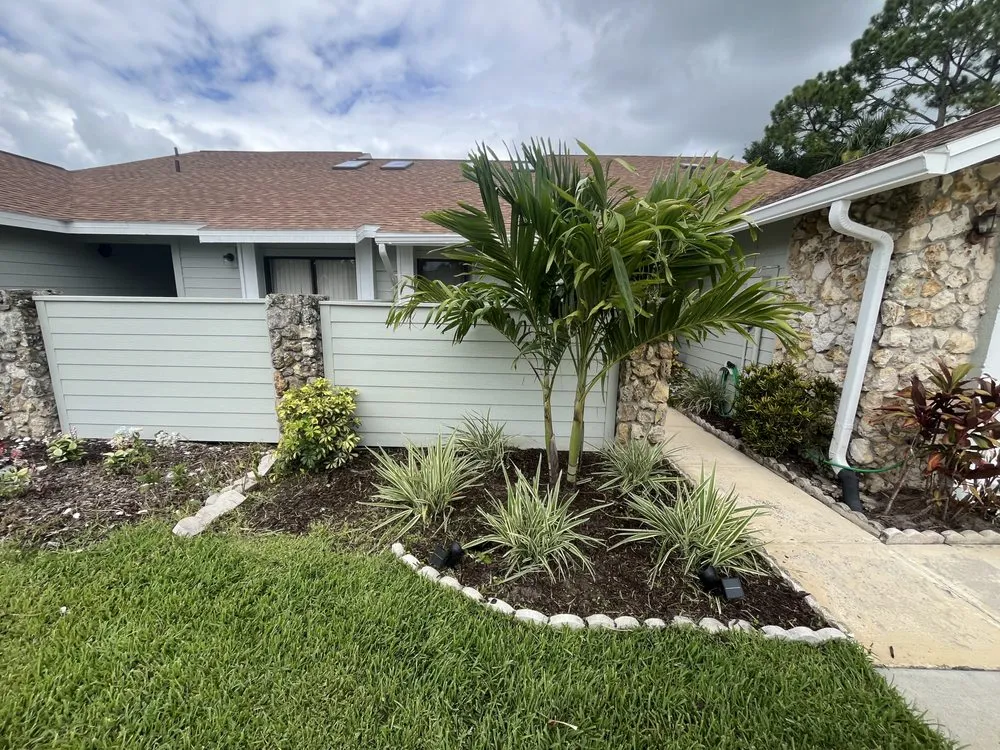 Top-rated yard maintenance for year-round maintenance in Port Orange, FL by Flawless Reflections