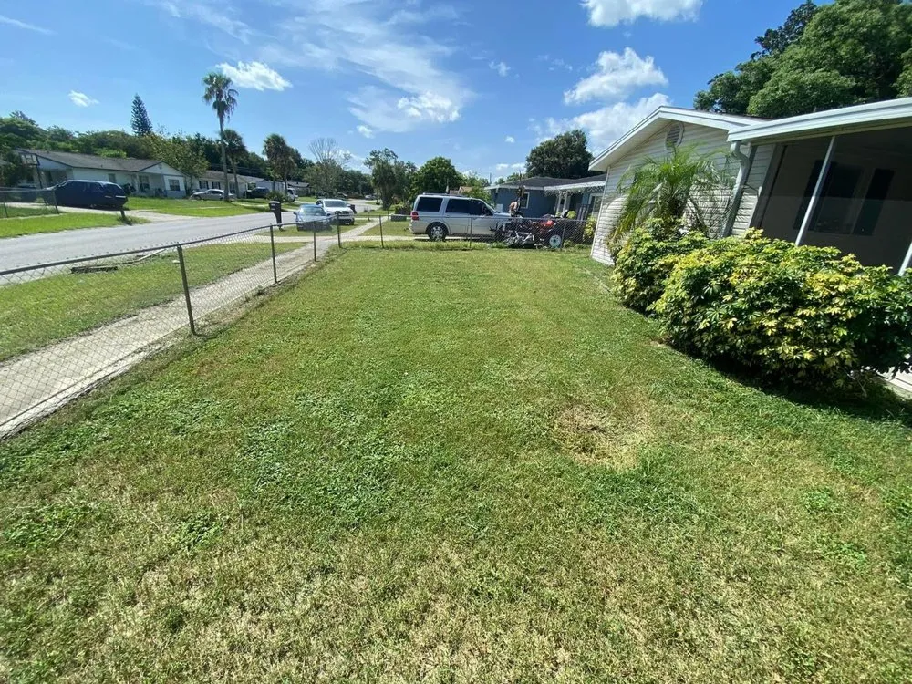 Top-rated lawn mowing service in Port Orange, FL by Flawless Reflections