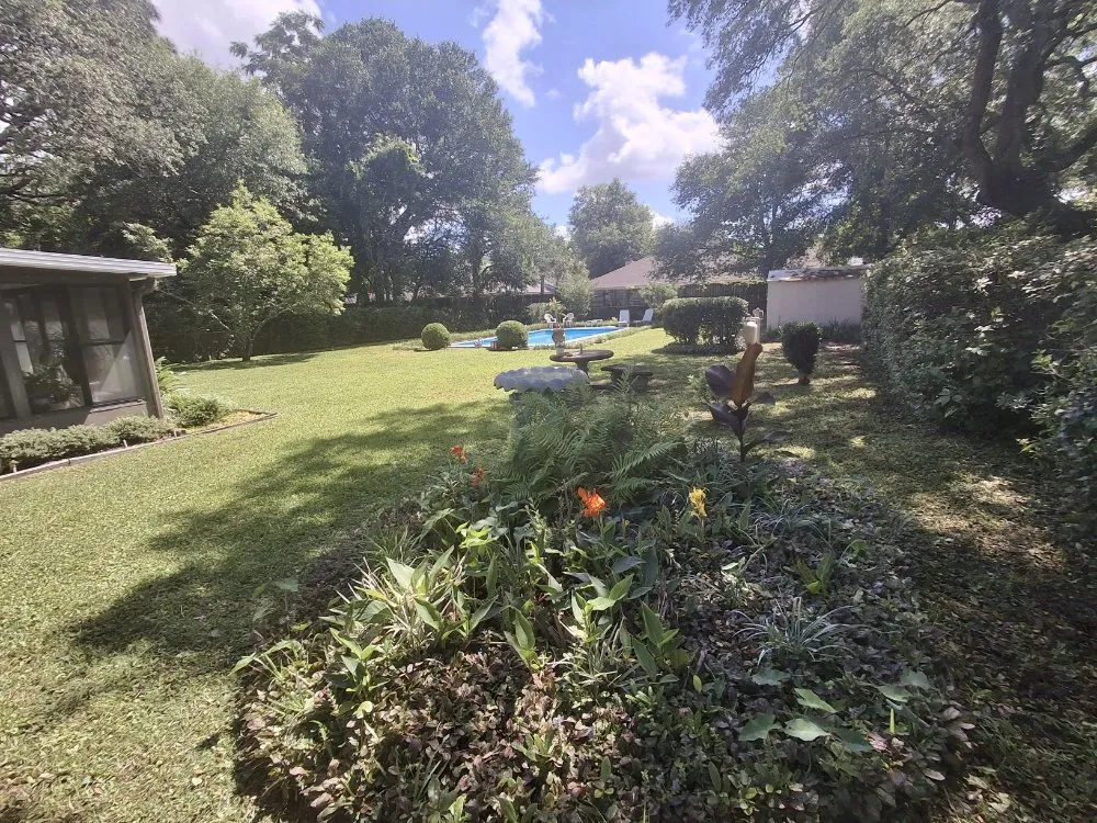 Expert outdoor landscaping for year-round maintenance across Mary Esther, FL - Flawless Turf