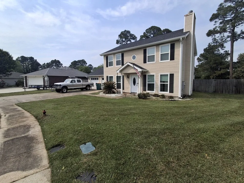 Top-rated lawn care service for beautiful yards in Mary Esther, FL by Flawless Turf