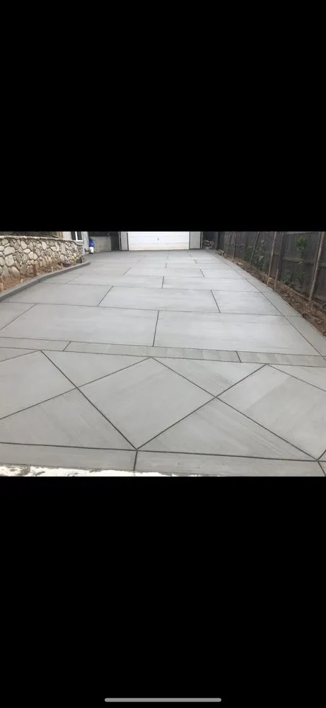 Trusted yard cleanup service for year-round maintenance in Oxnard, CA by FLE Landscape & Construction