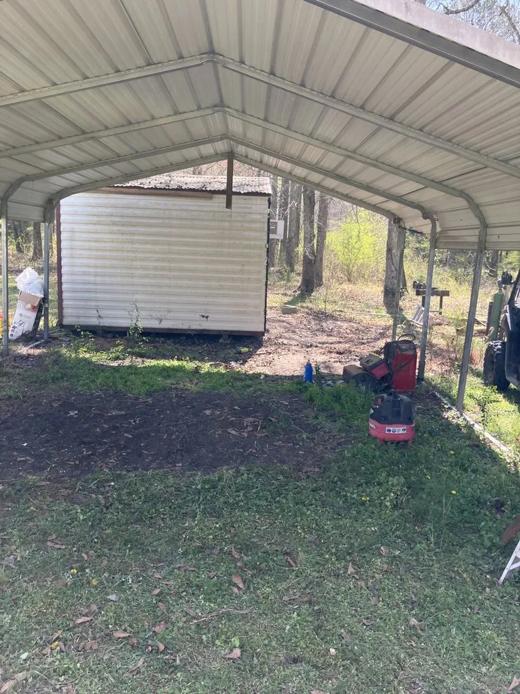 Custom yard cleanup service in Franklin, GA by Fleming Land Works