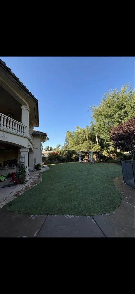 Local lawn care service experts serving Clovis, CA - Fleming’s Landscape