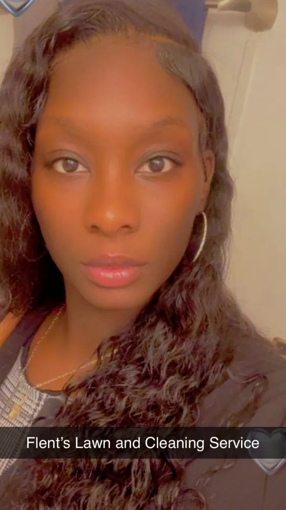 Local yard cleanup service for residential properties in Beaufort, SC by Flents Lawn and Cleaning Services