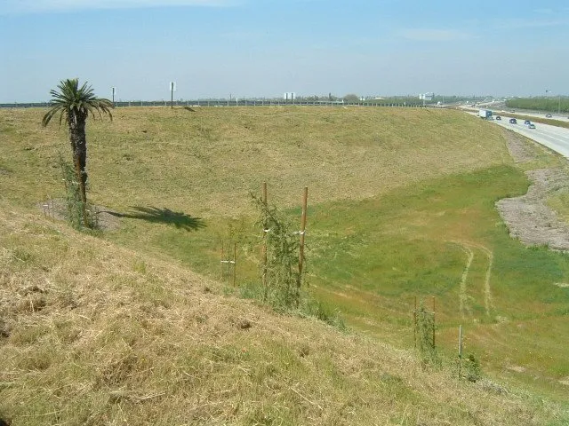 Custom outdoor landscaping in Turlock, CA by Fletcher Landscape Maintenance