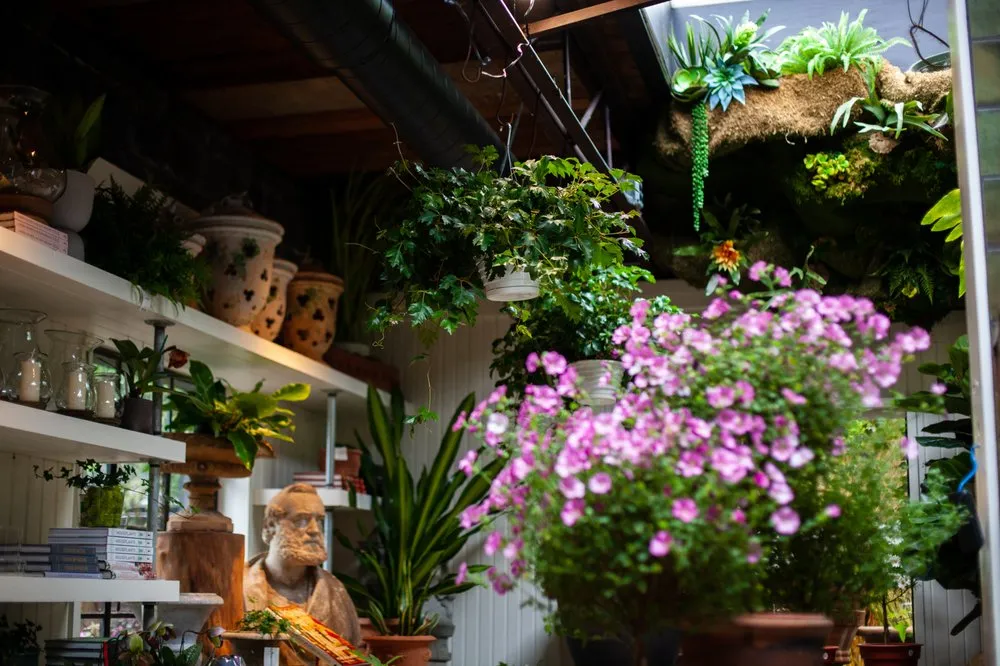 Reliable residential landscaping in Bloomfield Hills, MI by Fleurdetroit