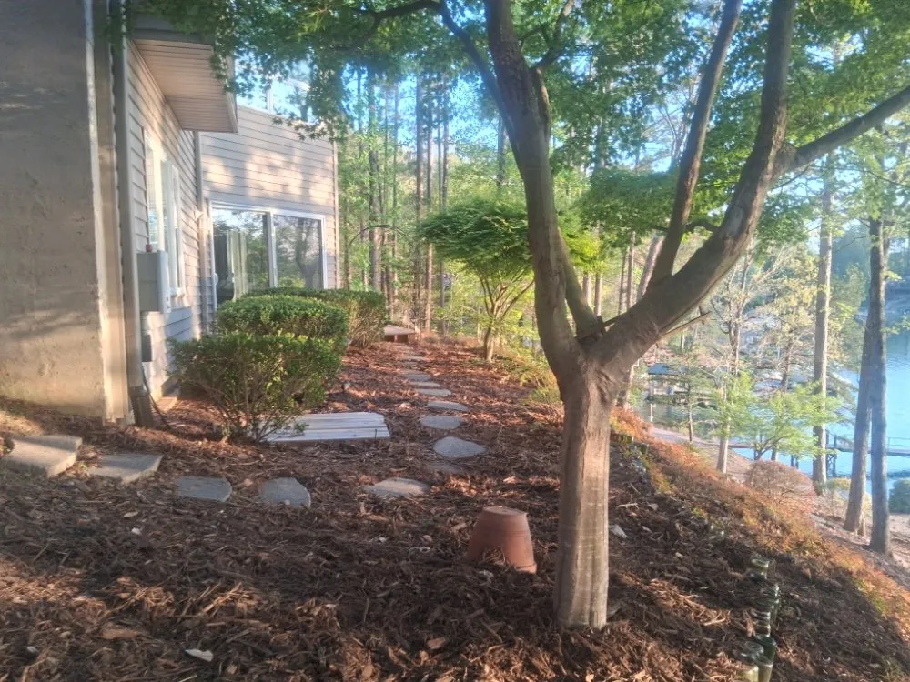 Local outdoor landscaping in Seneca, SC - Flewwellins Lawn and Maintenance