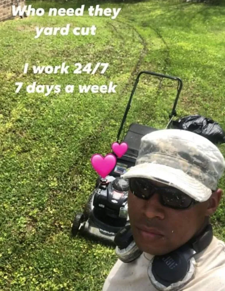 Local lawn mowing service near you in Vicksburg, MS by Flex Harris-Lawn and Cleaning