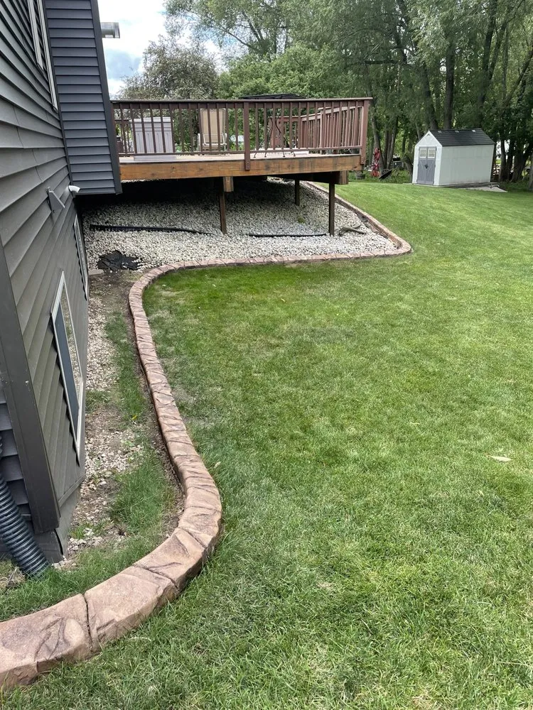 Custom residential landscaping for residential properties across Fond du Lac, WI - Flex Landscape Curbing