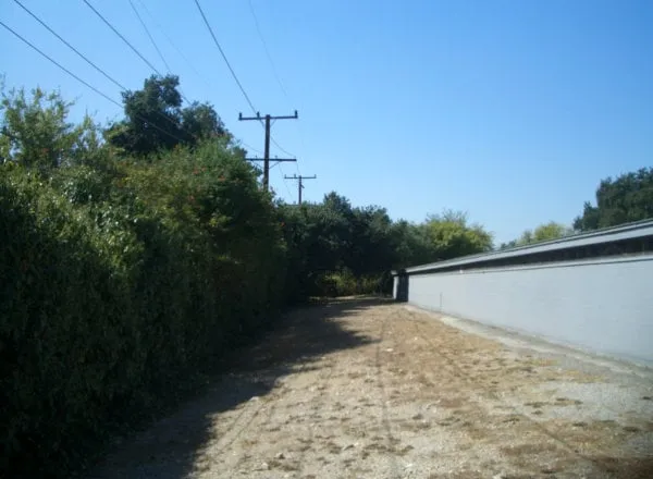 Affordable garden landscaping for beautiful yards in Pasadena, CA by Flintridge Tree Care