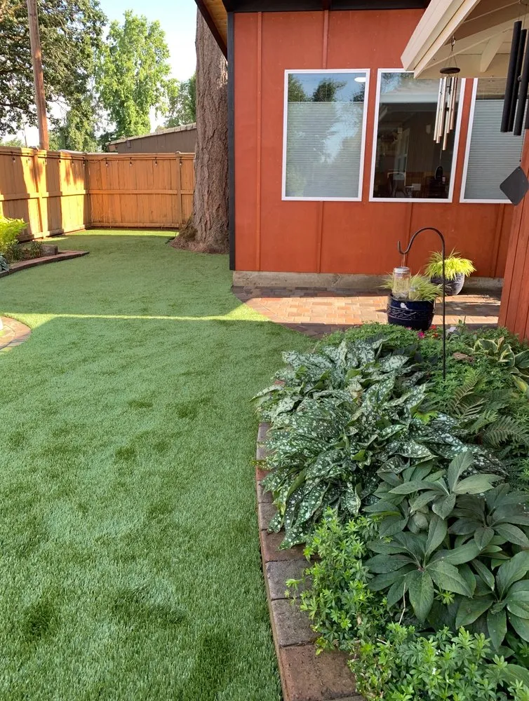 Affordable landscape installation in Independence, OR - Flintstone Hardscapes