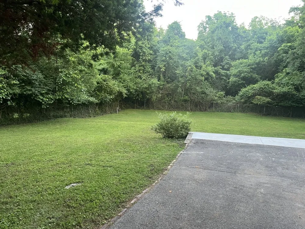 Custom outdoor landscaping in Nashville, TN - Flo-Mow Exterior Restorations