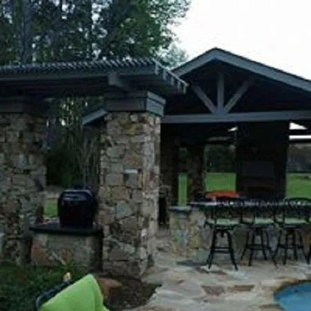 Professional garden landscaping with custom design in Kilgore, TX by Flo Tex Irrigation