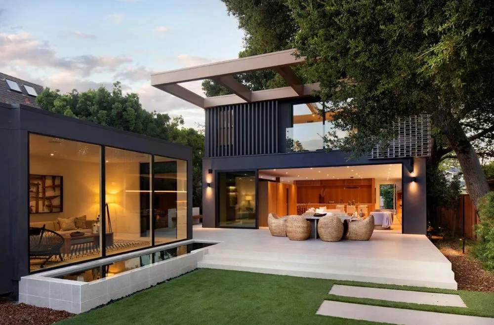 Custom garden landscaping for outdoor upgrades in San Jose, CA by Flor Landscaping