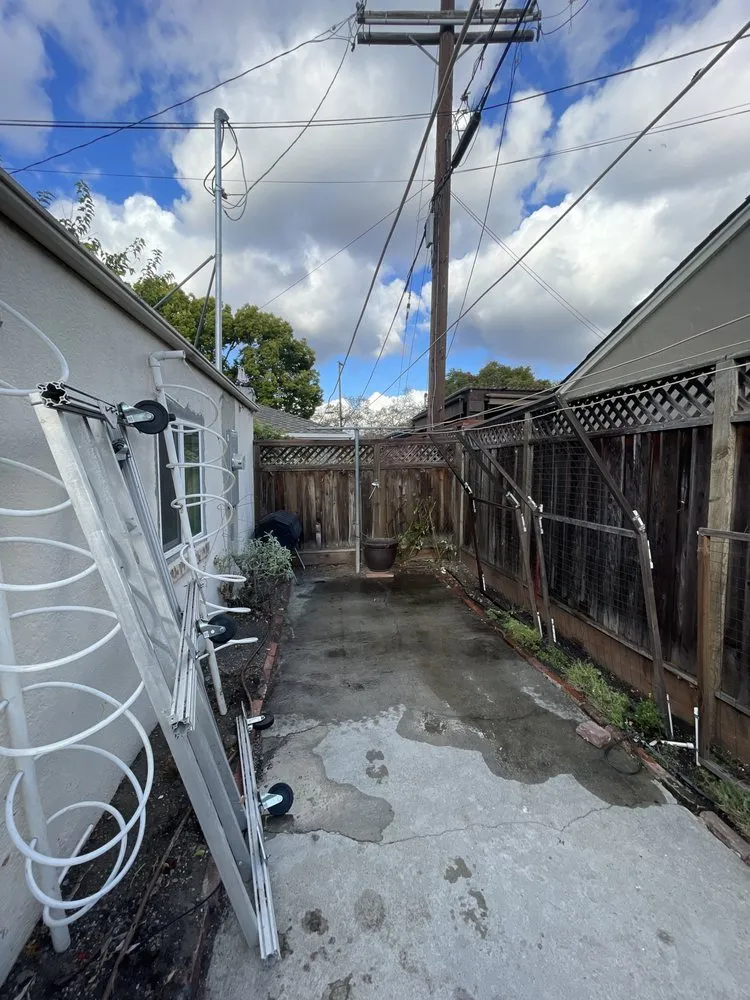 Professional lawn care service for residential properties in San Jose, CA by Flor Property Services