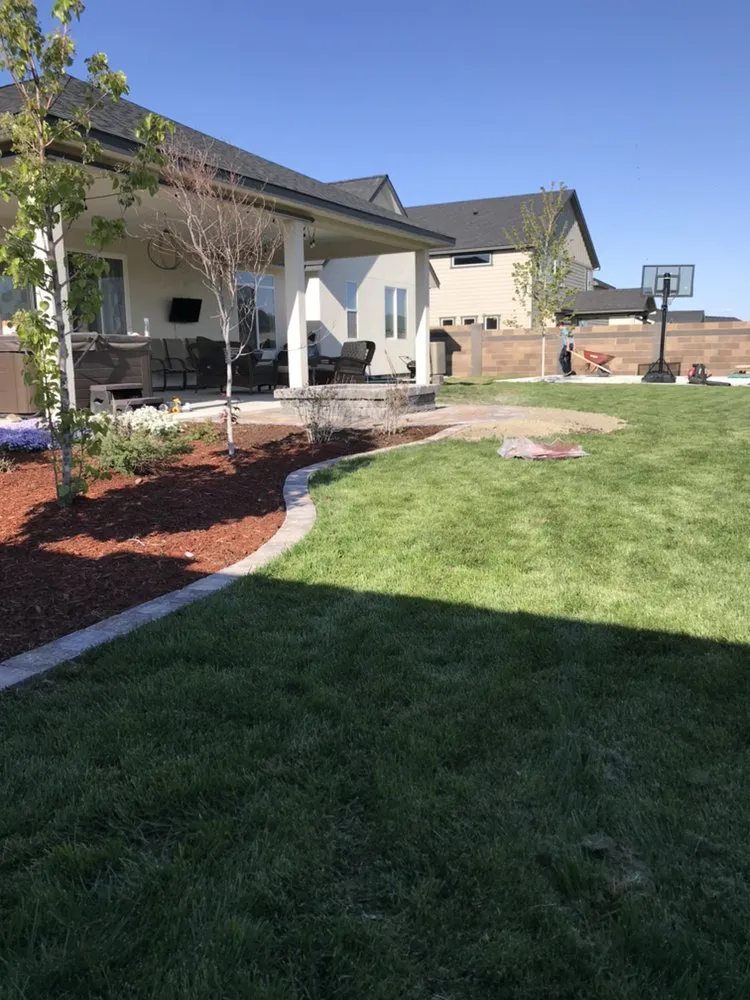 Affordable yard cleanup service in Pasco, WA by Florascapes West