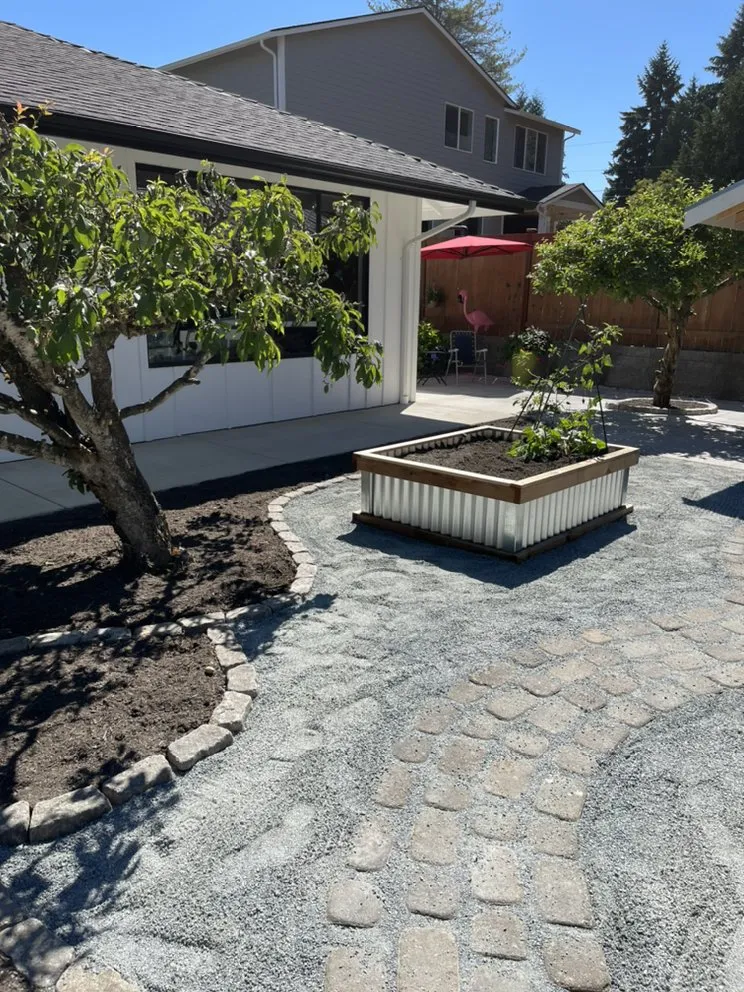 Local yard cleanup service in Seattle, WA - Florentino Landscaping