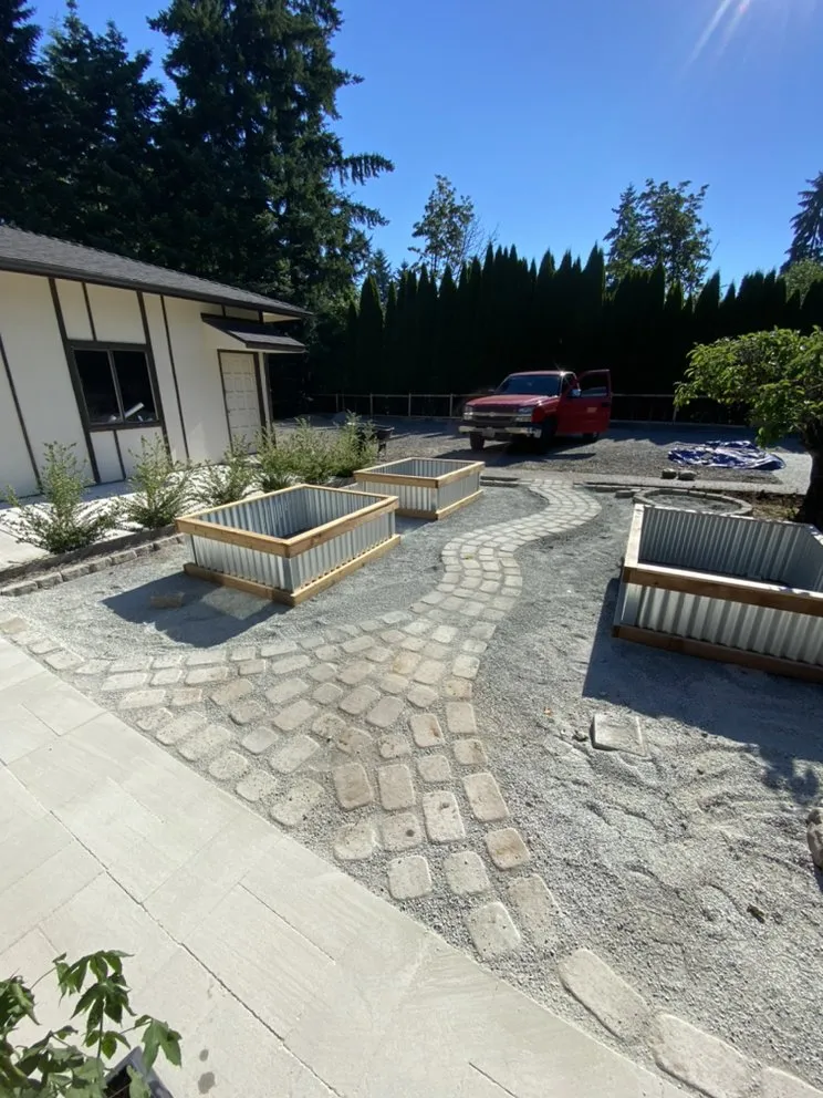 Reliable lawn mowing service for beautiful yards across Seattle, WA - Florentino Landscaping