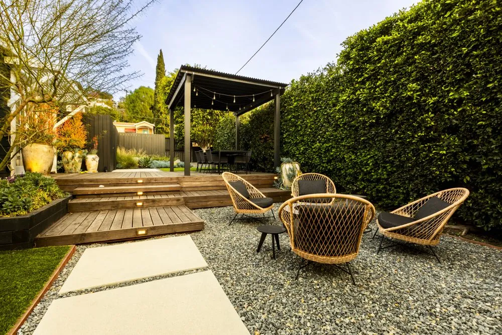 Trusted outdoor landscaping in Los Angeles, CA - Flores Artscape