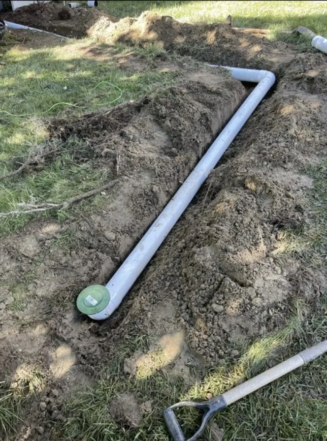 Custom yard cleanup service for residential properties in Annapolis, MD by Flores Green Care