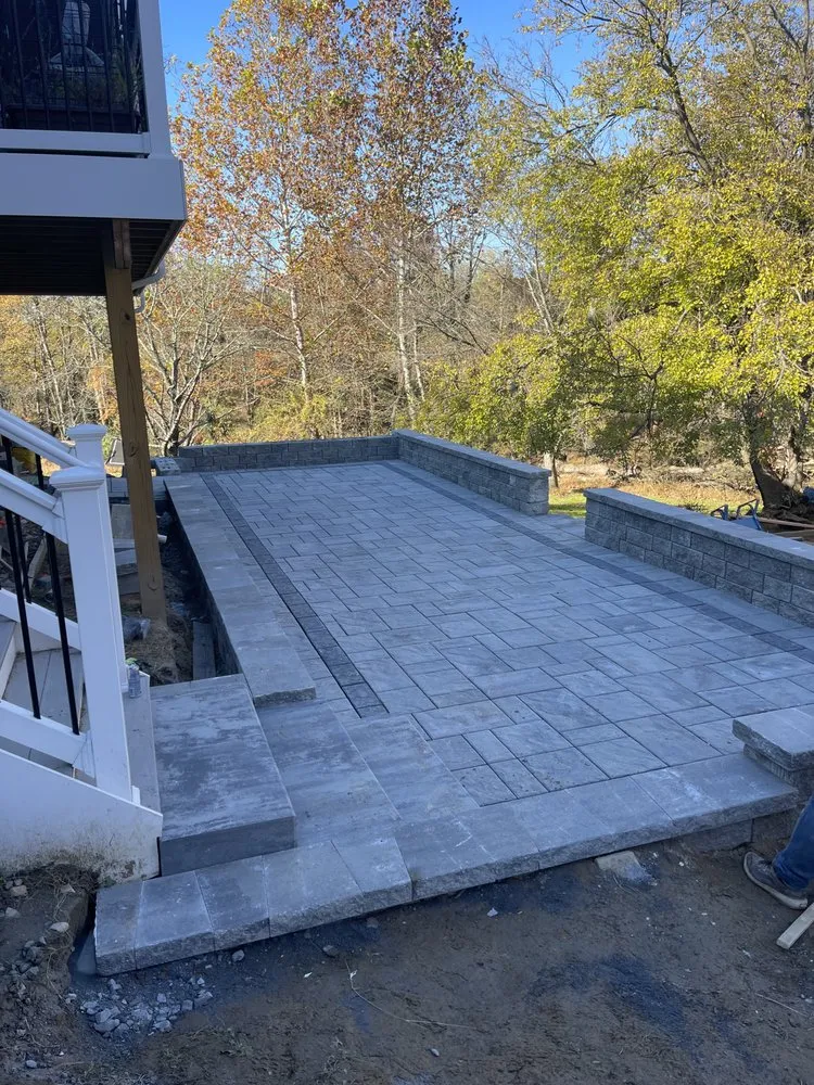 Professional landscape design in Annapolis, MD by Flores Green Care