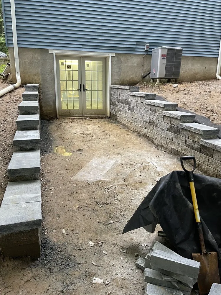 Expert lawn care service in Annapolis, MD - Flores Green Care