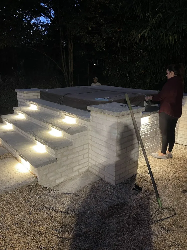 Reliable yard maintenance in Annapolis, MD - Flores Green Care Landscape