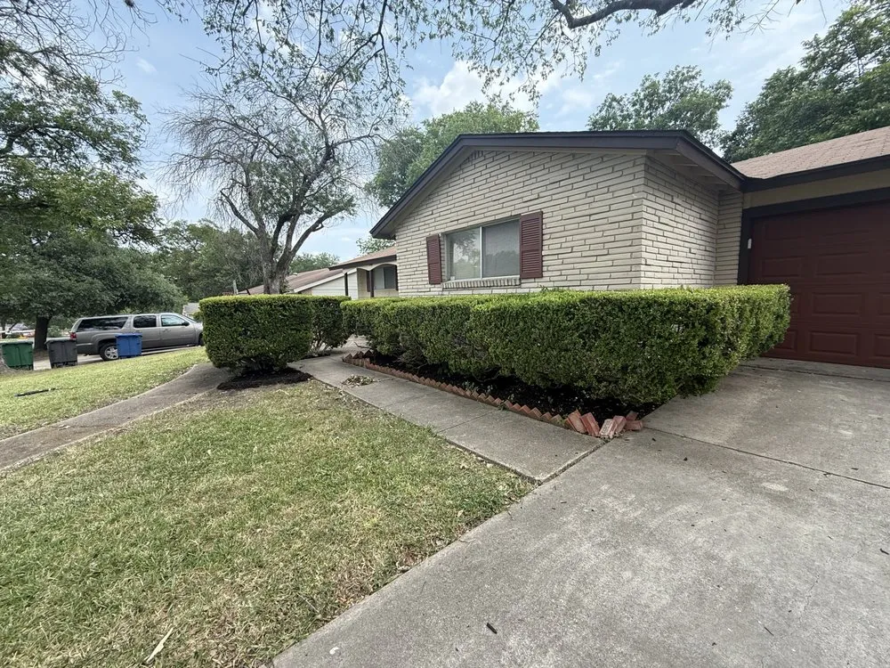 Reliable landscaping services experts serving San Antonio, TX - Flores Home Solutions