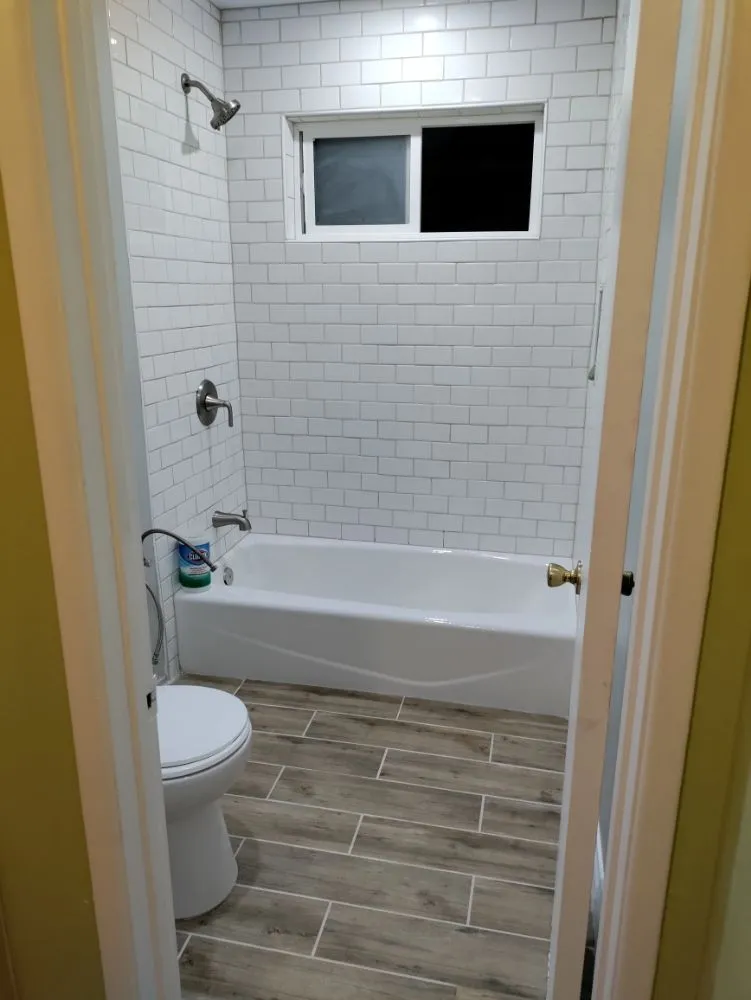 Custom outdoor landscaping for year-round maintenance in Los Angeles, CA by Flores Landscape and Construction