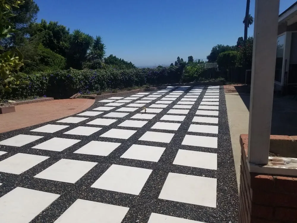 Top-rated yard maintenance in Los Angeles, CA by Flores Landscape and Construction