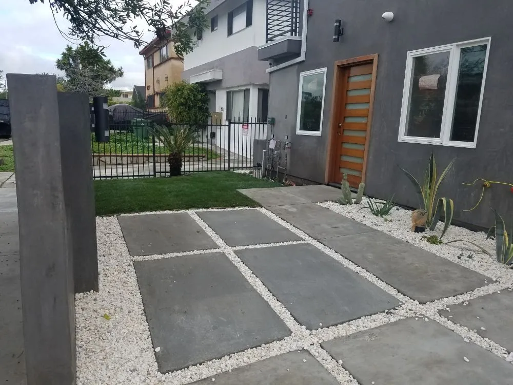 Custom garden landscaping for beautiful yards in Los Angeles, CA by Flores Landscape and Construction