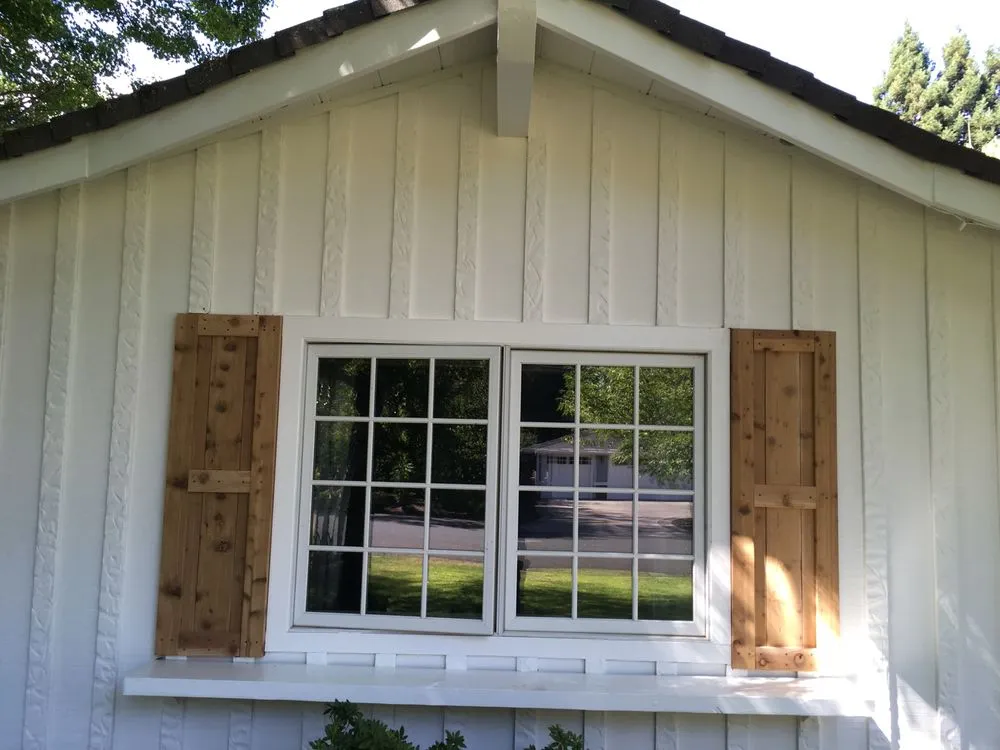 Professional yard maintenance in Berkeley, CA by Flores Landscape and Tiles