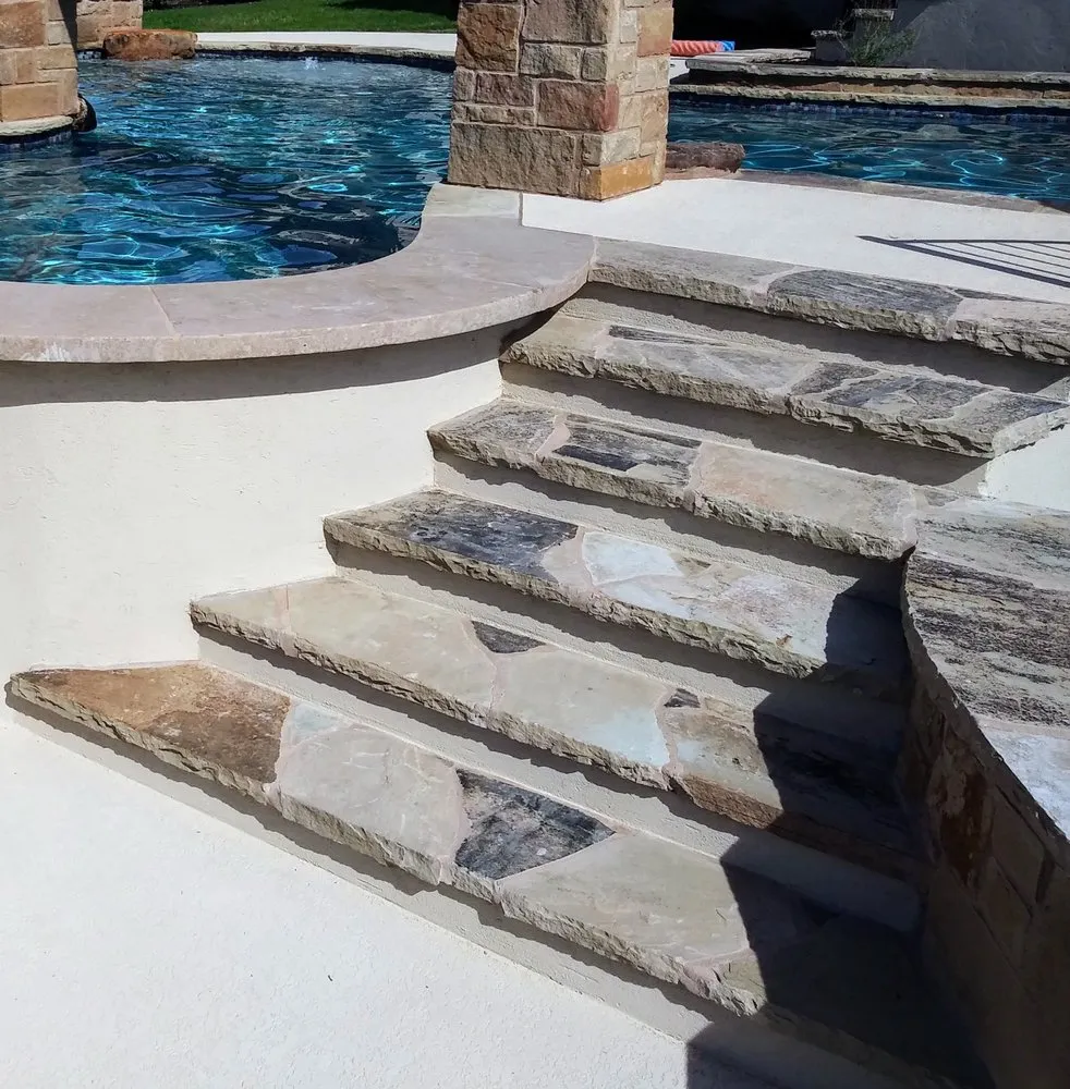 Professional yard cleanup service in Manor, TX by Flores Landscape Services