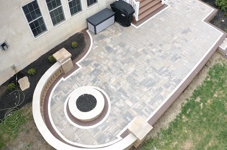 Reliable landscaping services for year-round maintenance across Delaware, OH - Flores Landscapes